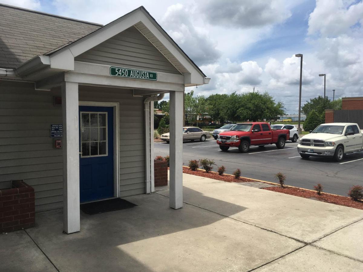 Intown Suites Extended Stay Savannah Ga Exterior foto